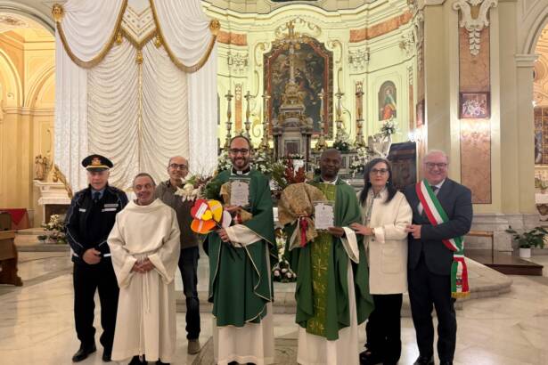 Sacco accoglie il nuovo parroco don Antonio De Marco: la festa della comunità
