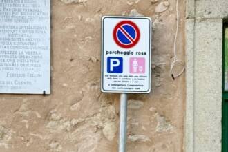 Ceraso, nasce il primo parcheggio rosa per mamme e genitori con bimbi