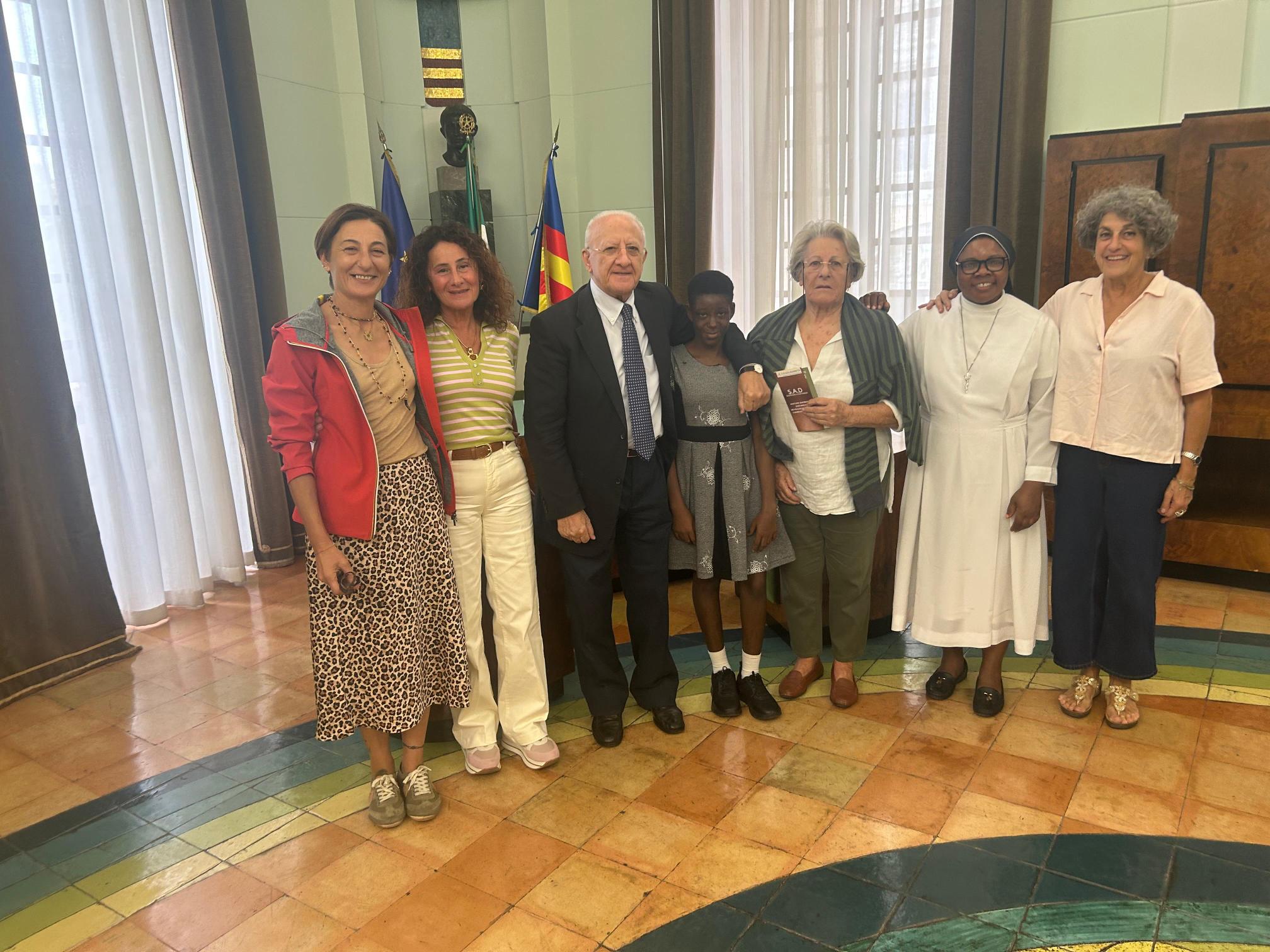 Salerno accoglie Abijal: in Italia per curare una grave scoliosi