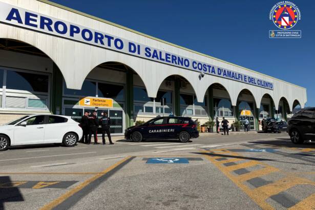 Simula un attacco terroristico con ostaggi: maxi esercitazione di soccorso all’aeroporto di Salerno