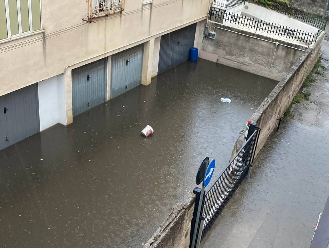 Agropoli, allagamenti a via Risorgimento: nuova denuncia