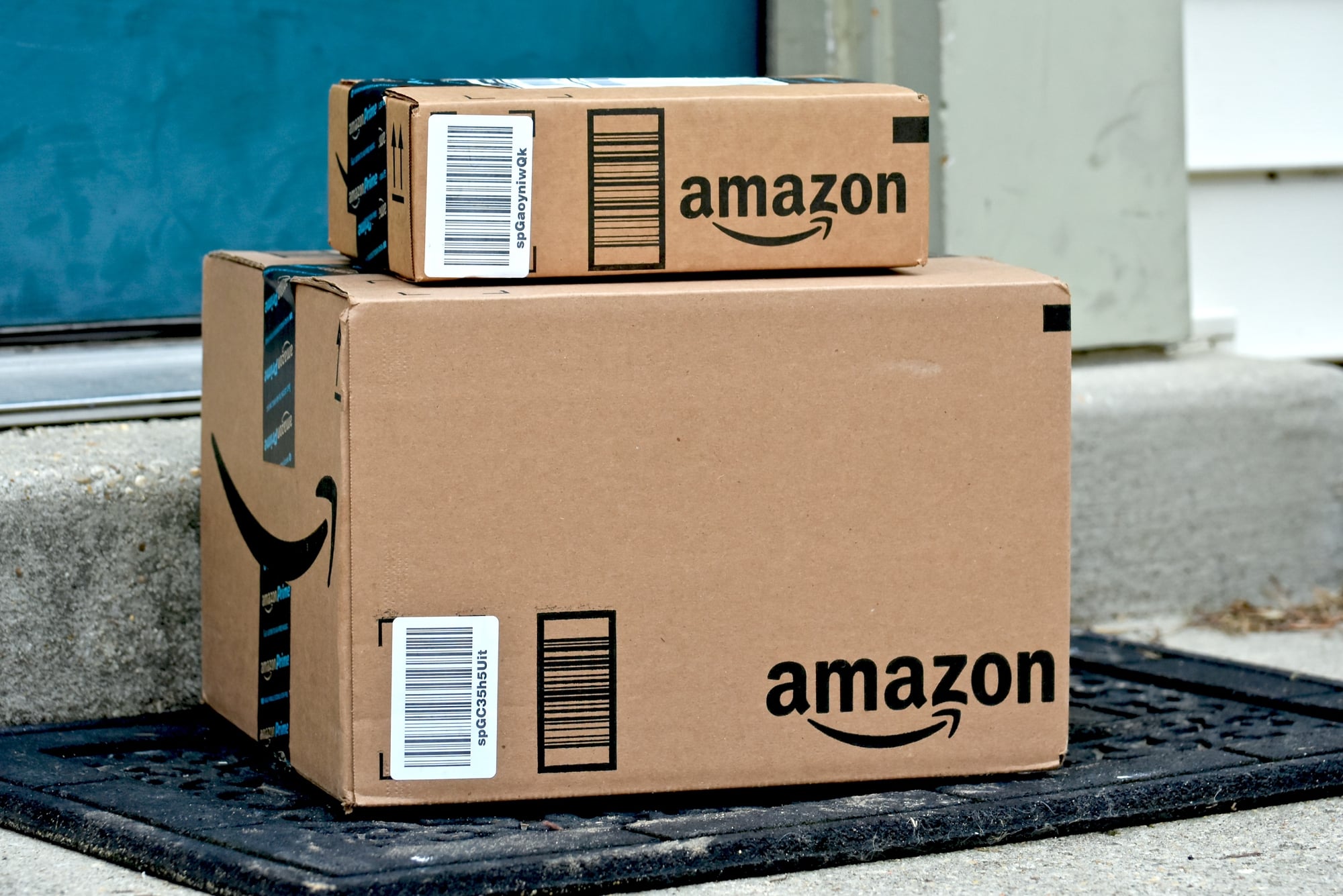 Amazon porta la micromobilità a Salerno: consegne green nel centro storico