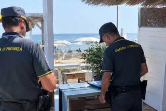 Controlli della Guardia di Finanza nel Salernitano: scoperti 10 milioni di euro evasi nel settore turistico