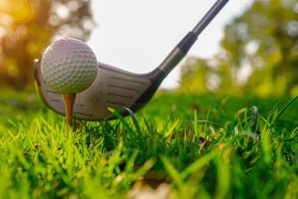 Un campo da golf da 18 buche a Serre o Salerno: la proposta per il turismo internazionale
