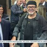 Il Blasco diventa professore, De Luca: «un maestro di libertà»