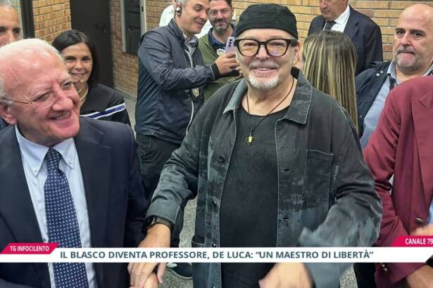 Il Blasco diventa professore, De Luca: «un maestro di libertà»
