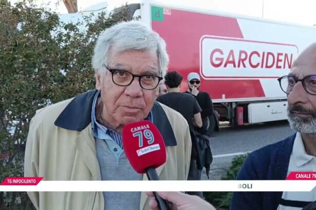 Caro carburante: la protesta dei trasportatori paralizza lo svincolo di Eboli