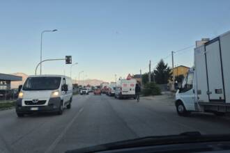 Sciopero autotrasportatori, blocchi a Sala Consilina, Polla e Padula: passano solo le auto
