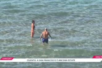 Cilento, domenica d’estate a ottobre: spiagge piene e bagni al mare