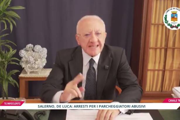 Pugno duro contro i parcheggiatori abusivi: la proposta di legge di De Luca
