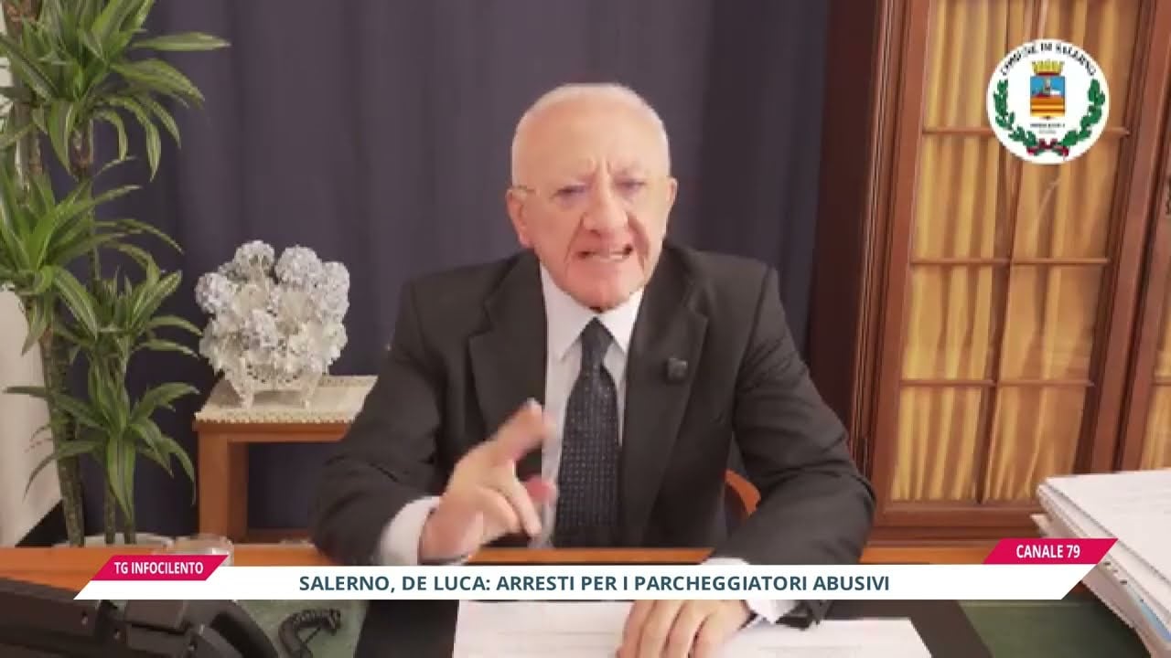 Pugno duro contro i parcheggiatori abusivi: la proposta di legge di De Luca